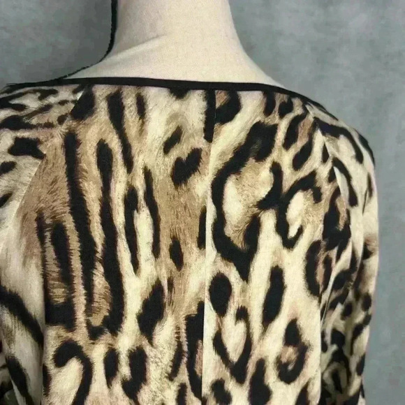 Chico’s Animal Print Long Sleeve Pullover Tunic High Low Hem Size 1 US S/M - Picture 7 of 11